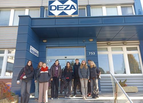 studenti II. ročníku oboru chemik - operátor navštívili DEZU a.s.